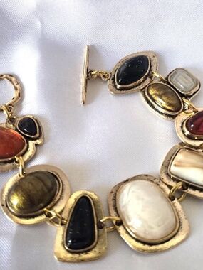 Vintage Multicolor Resin Stone Charm Bracelet